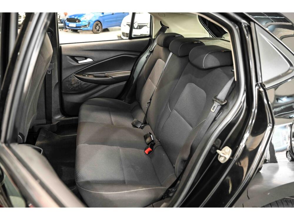 Chevrolet Onix Hatch