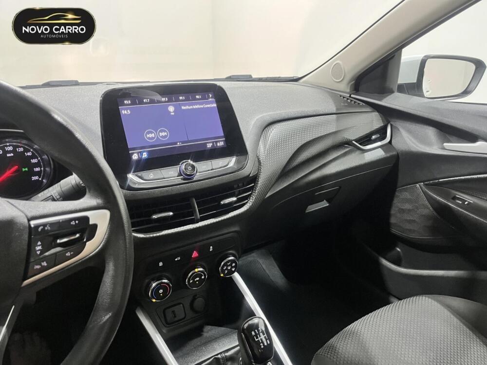 Chevrolet Onix Hatch