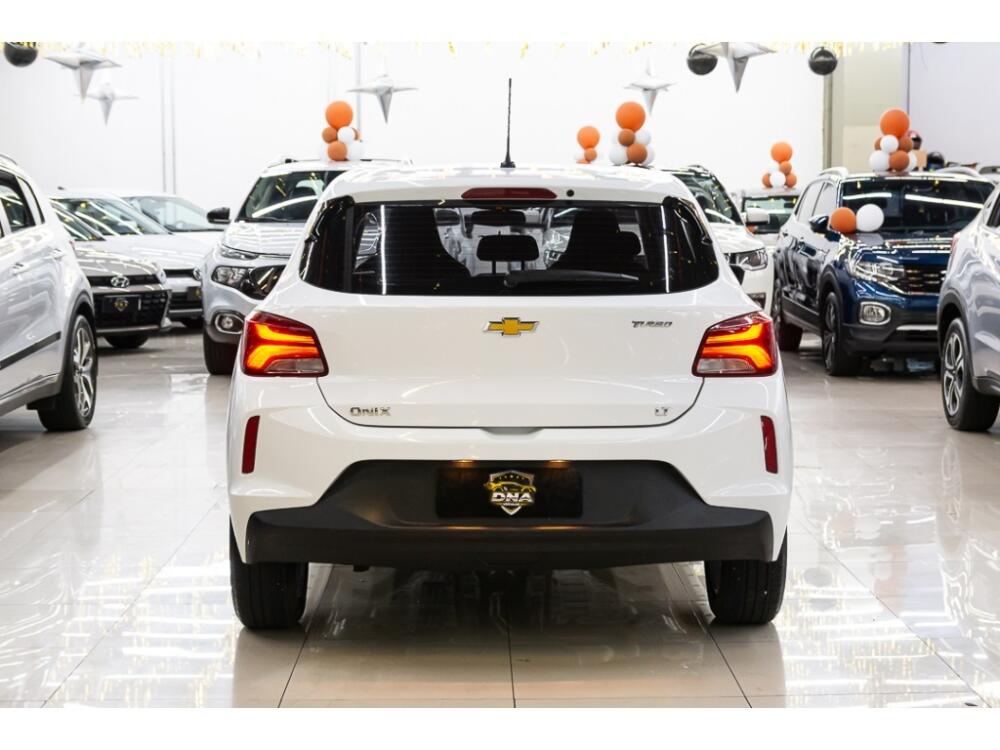 Chevrolet Onix Hatch