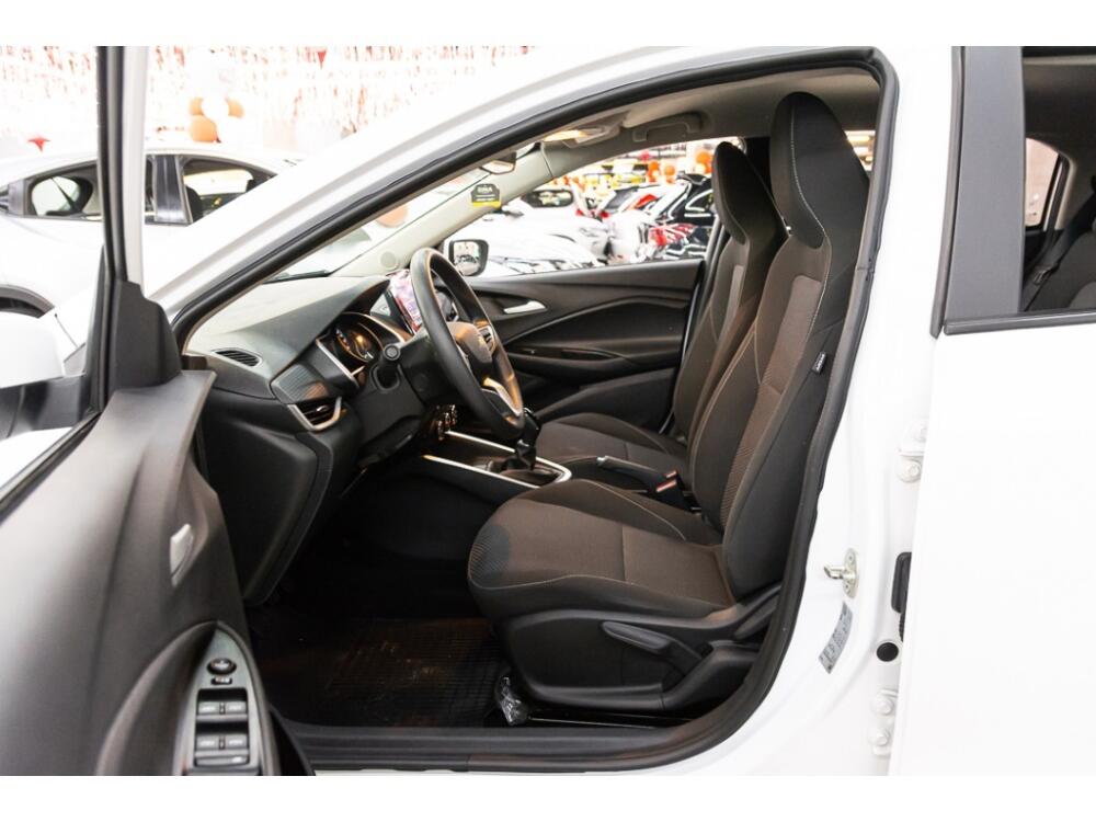 Chevrolet Onix Hatch