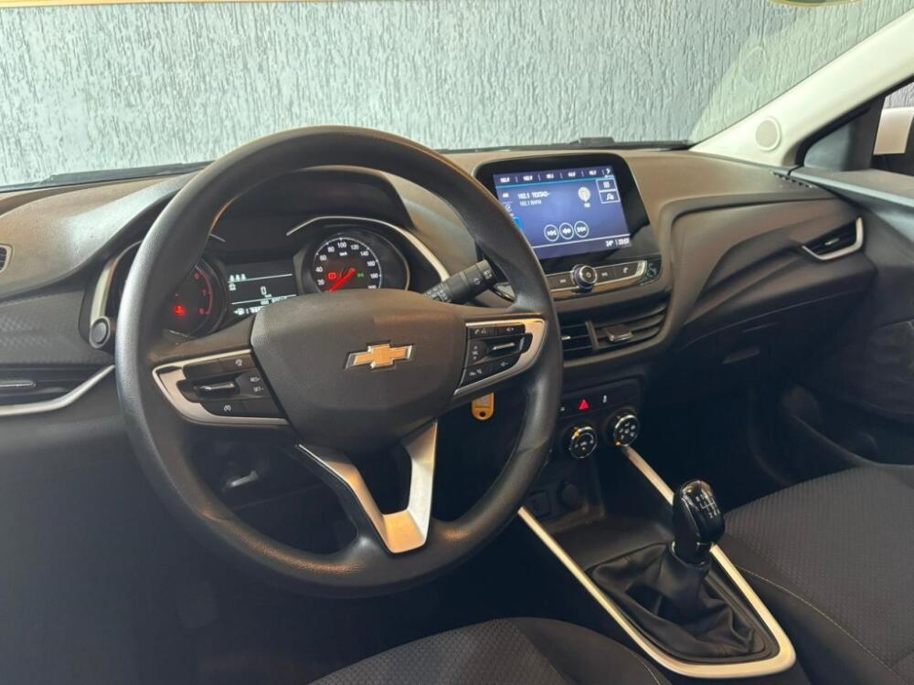 Chevrolet Onix Hatch