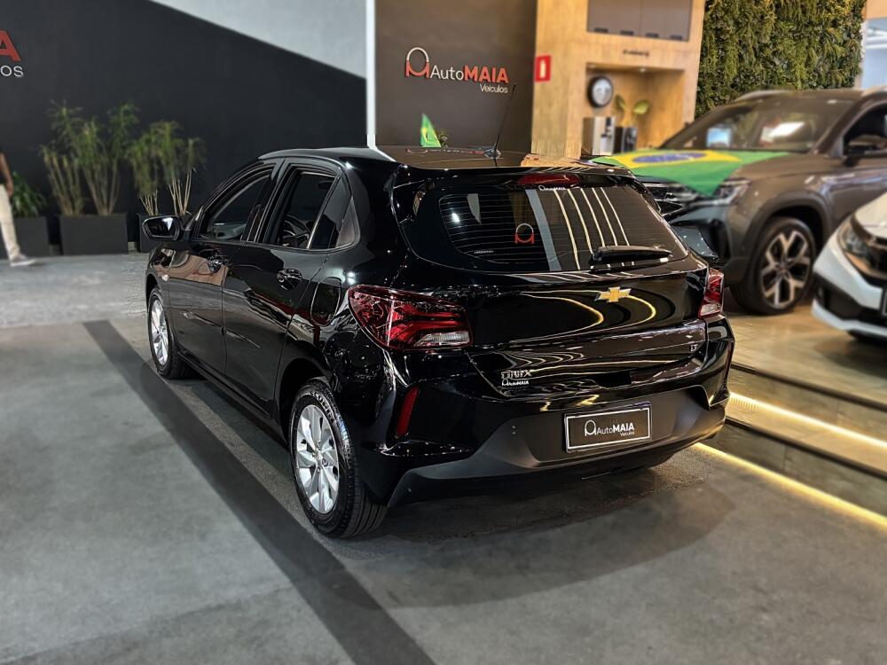 Chevrolet Onix Hatch