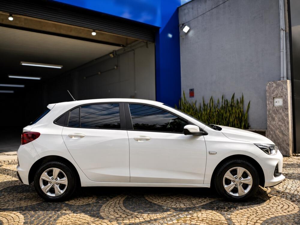 Chevrolet Onix Hatch