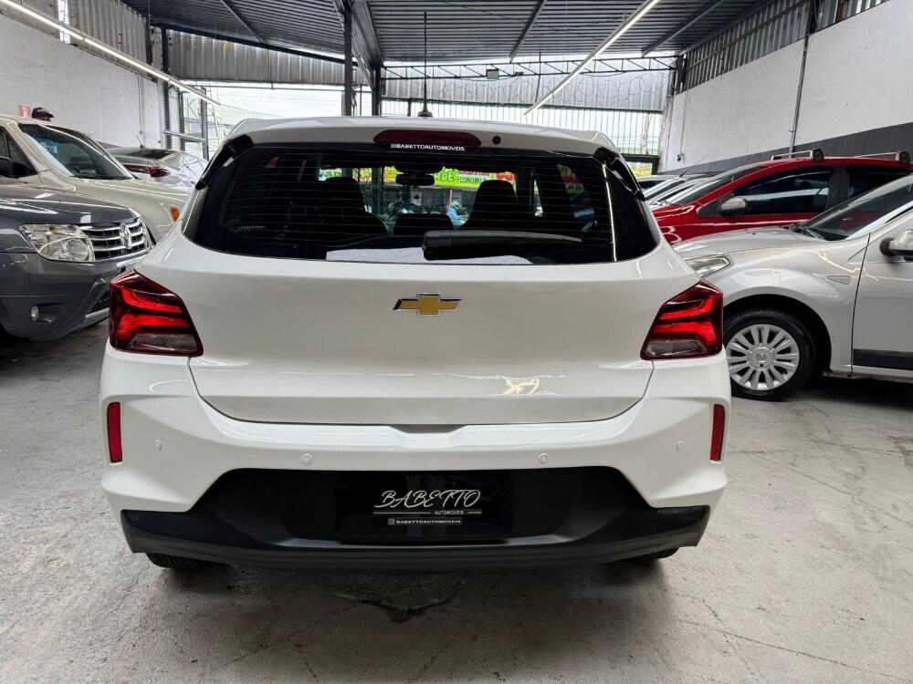 Chevrolet Onix Hatch