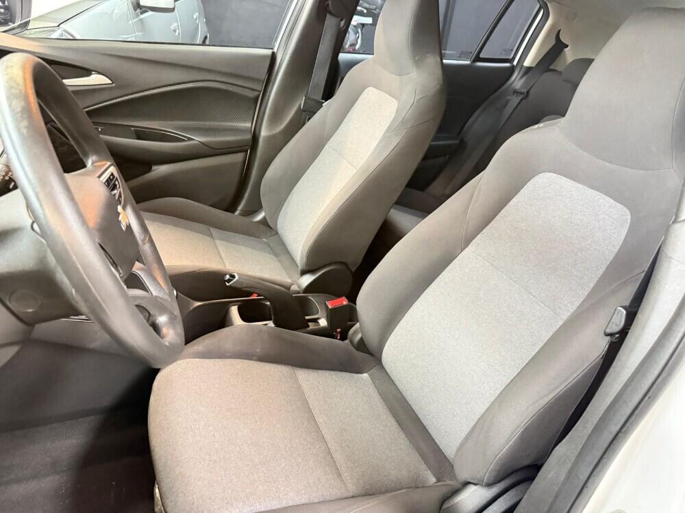 Chevrolet Onix Hatch