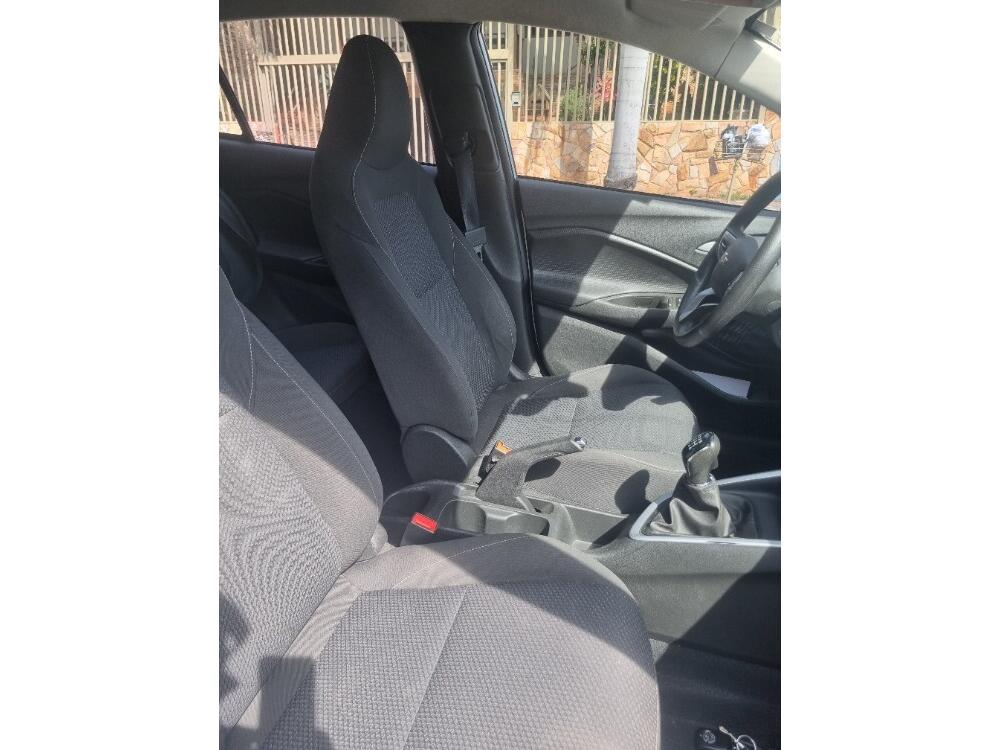 Chevrolet Onix Hatch
