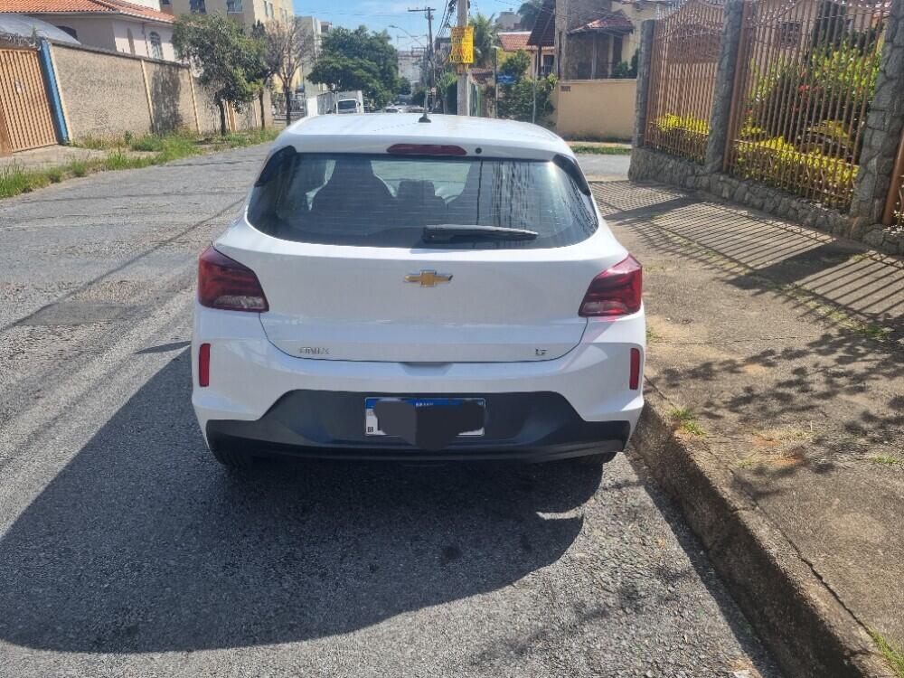 Chevrolet Onix Hatch