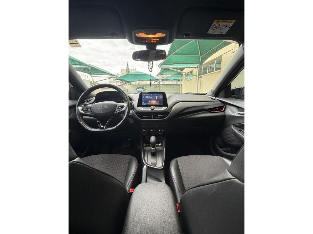 Chevrolet Onix Hatch