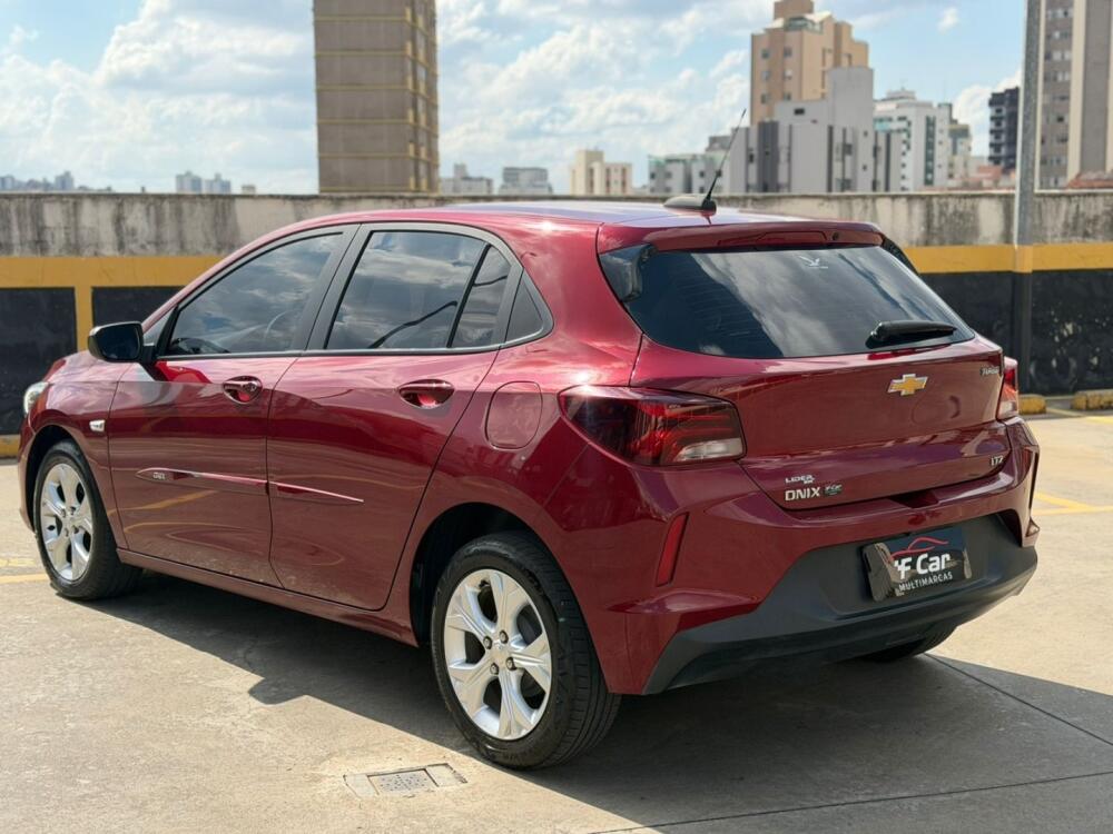 Chevrolet Onix Hatch
