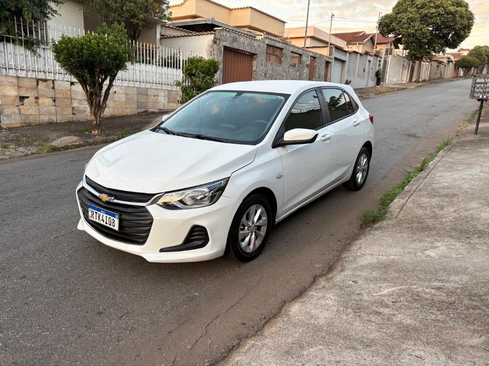 Chevrolet Onix Hatch