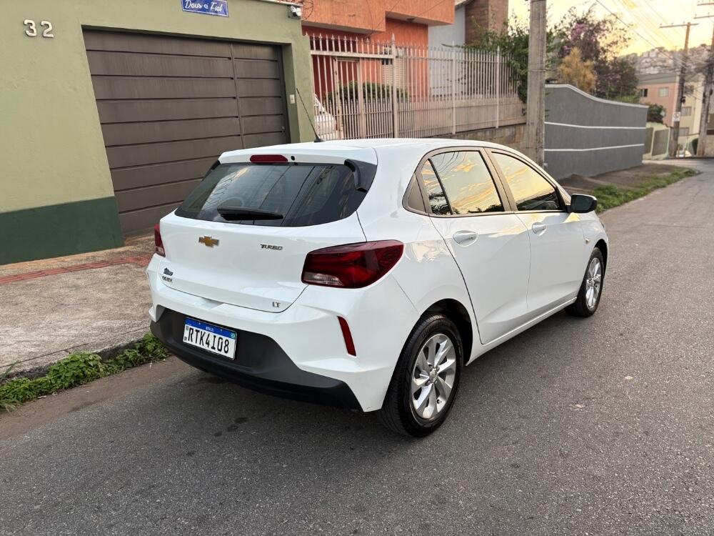 Chevrolet Onix Hatch