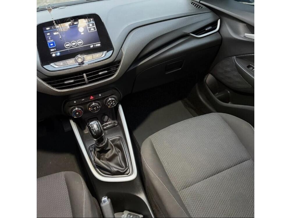 Chevrolet Onix Hatch