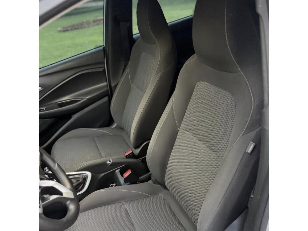 Chevrolet Onix Hatch