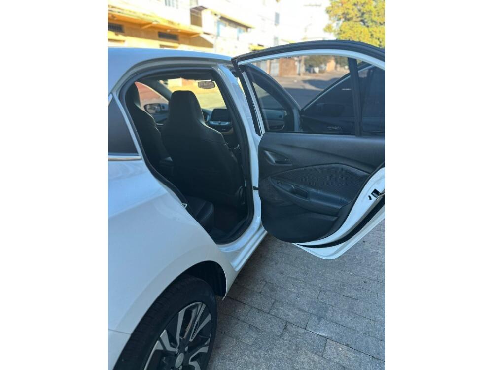 Chevrolet Onix Hatch