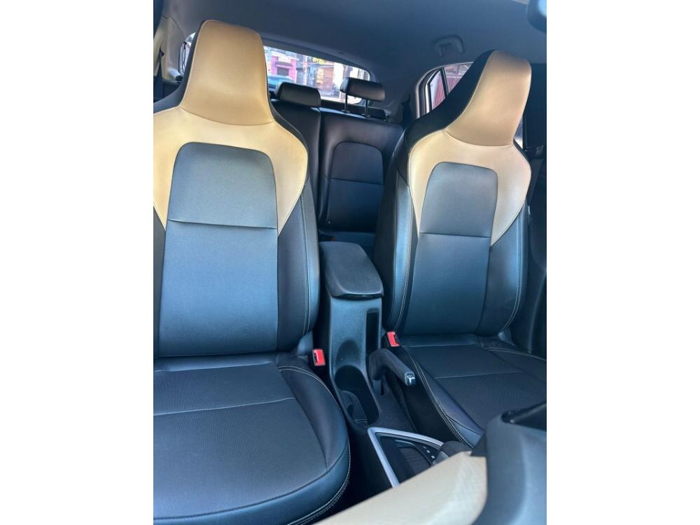 Chevrolet Onix Hatch