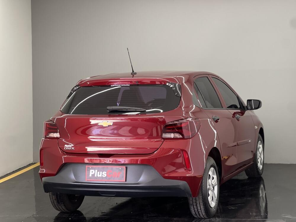 Chevrolet Onix Hatch