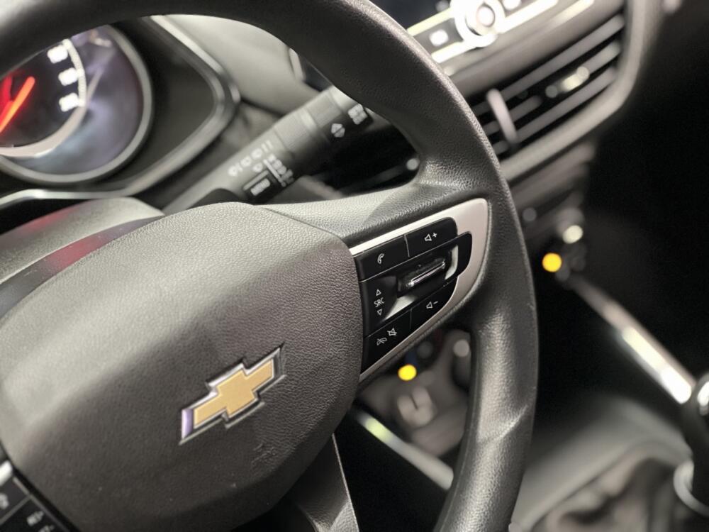 Chevrolet Onix Hatch