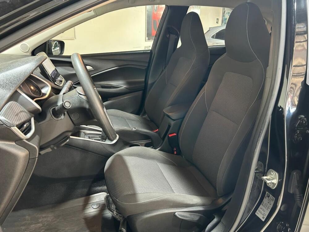 Chevrolet Onix Hatch