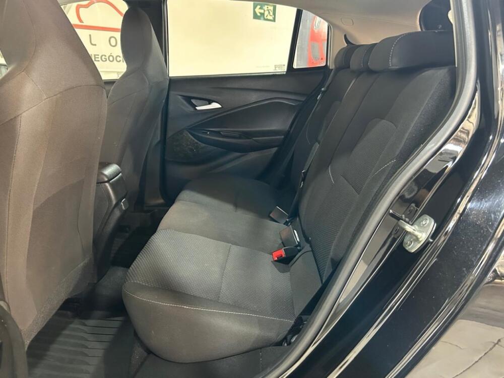 Chevrolet Onix Hatch