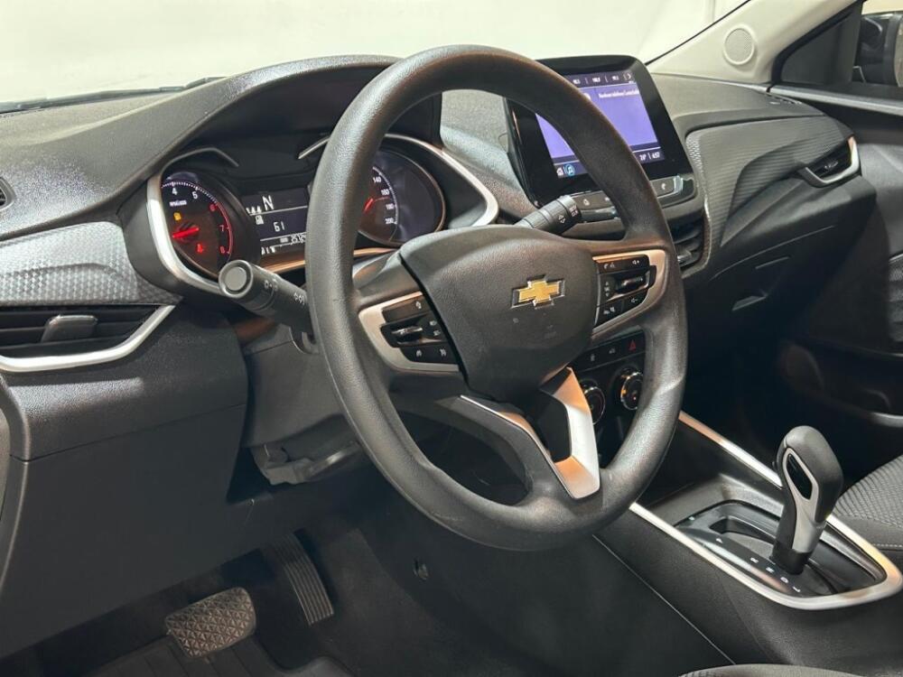 Chevrolet Onix Hatch