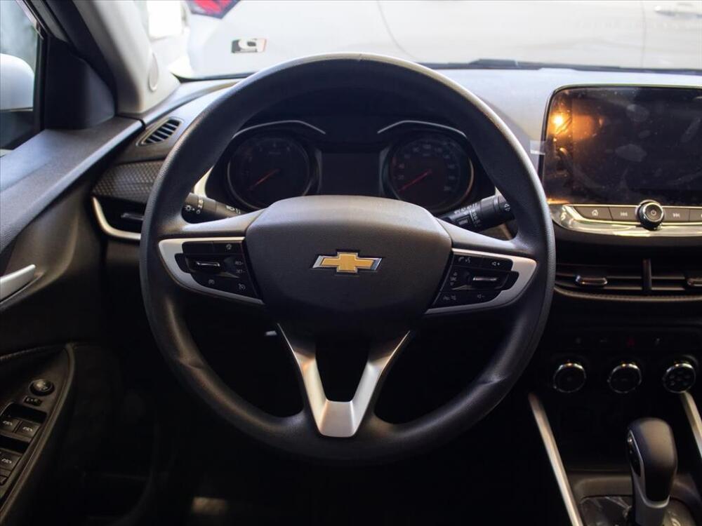 Chevrolet Onix Hatch