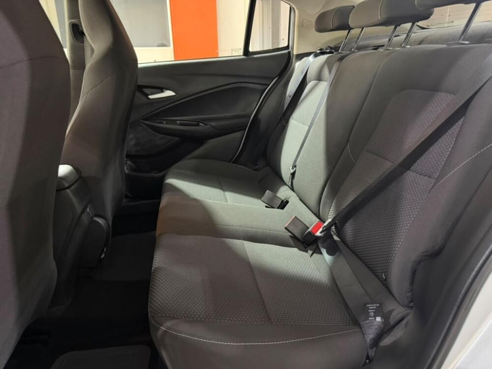 Chevrolet Onix Hatch