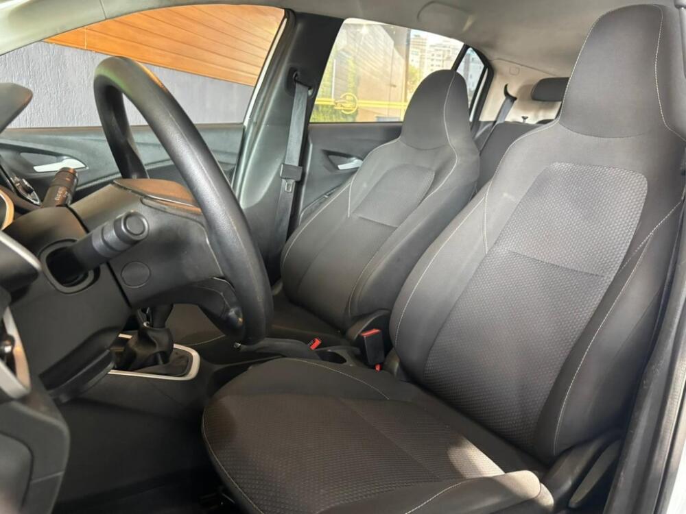 Chevrolet Onix Hatch