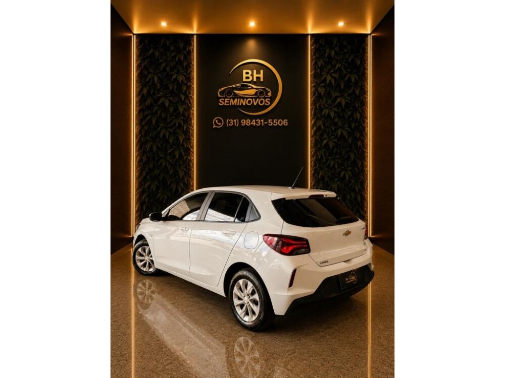 Chevrolet Onix Hatch