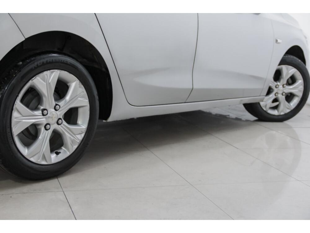 Chevrolet Onix Hatch
