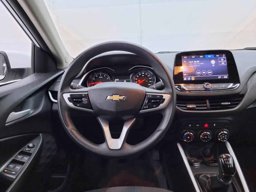 Chevrolet Onix Hatch
