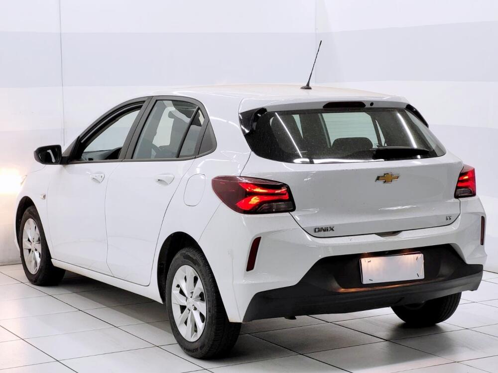 Chevrolet Onix Hatch