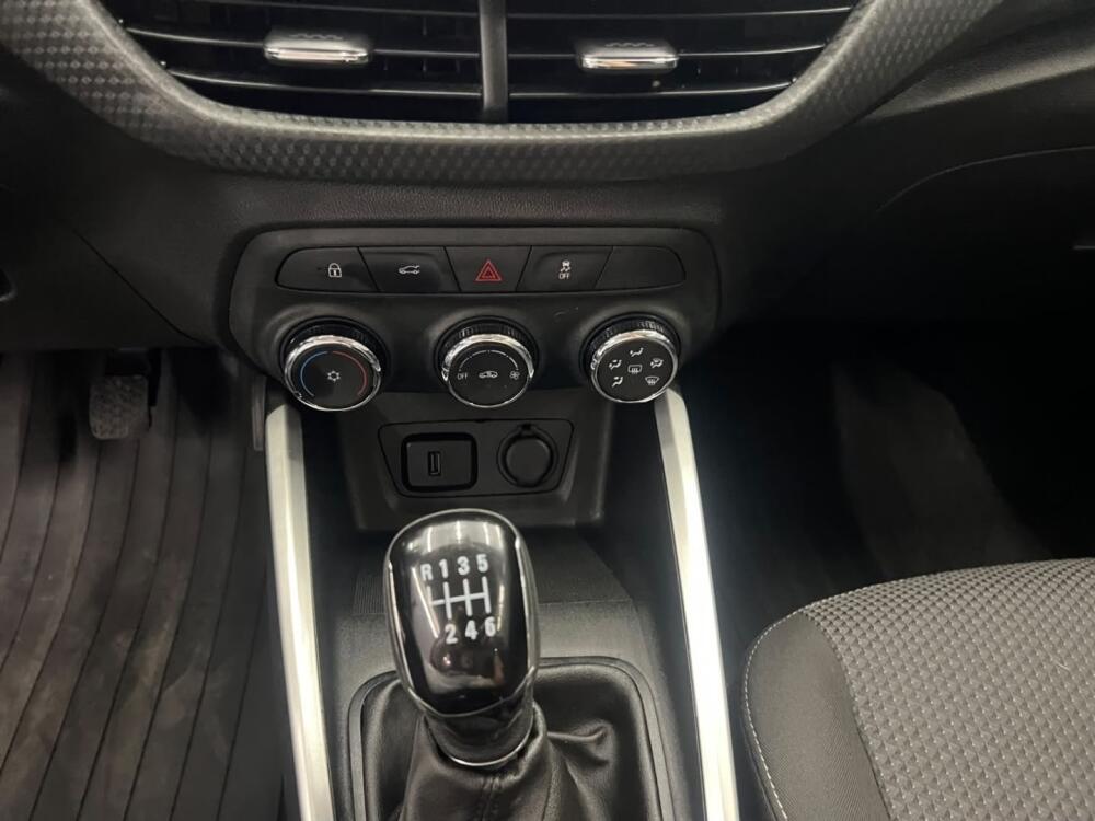Chevrolet Onix Hatch