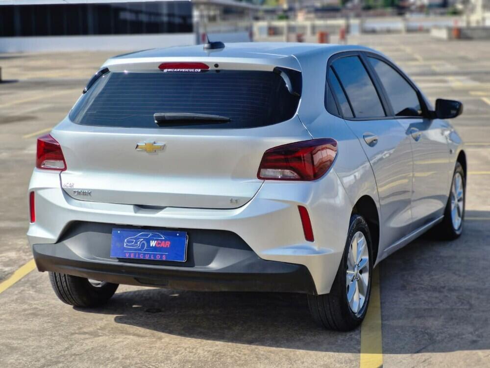 Chevrolet Onix Hatch