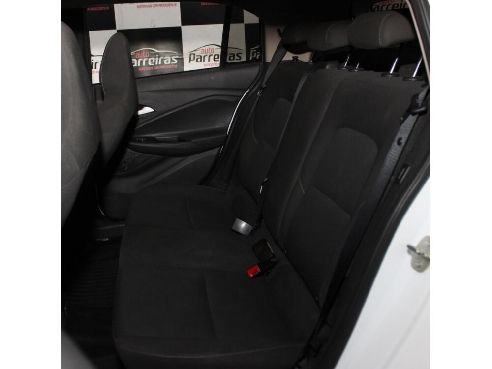 Chevrolet Onix Hatch