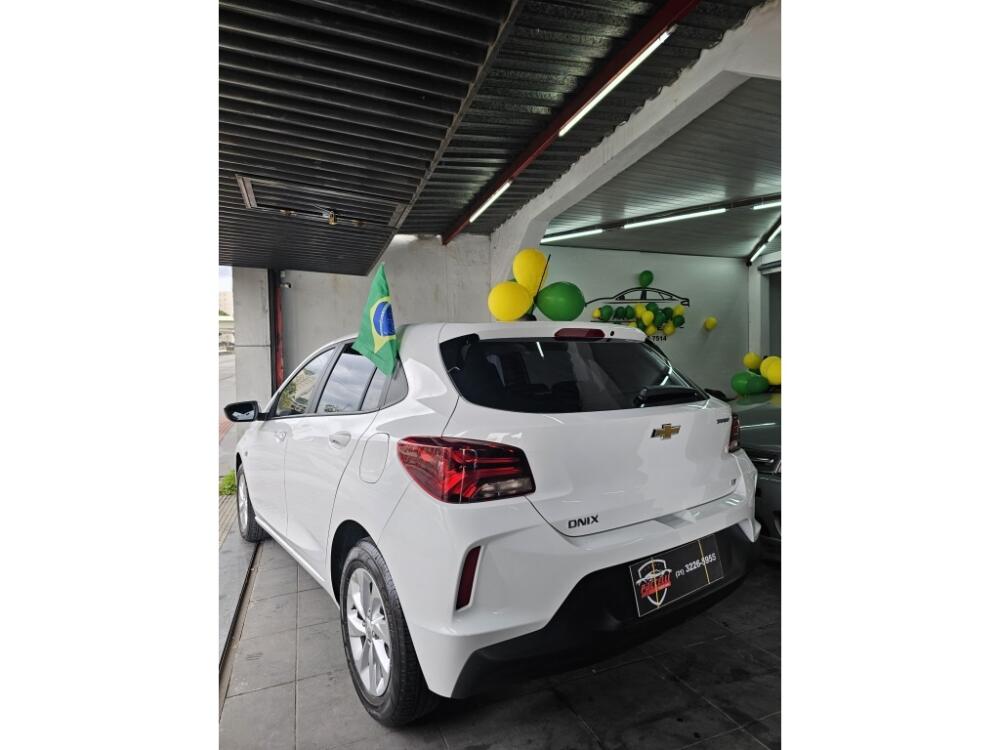 Chevrolet Onix Hatch