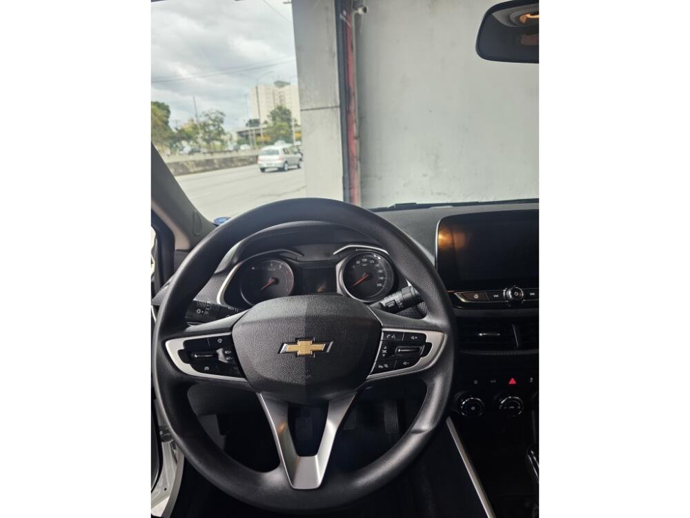 Chevrolet Onix Hatch