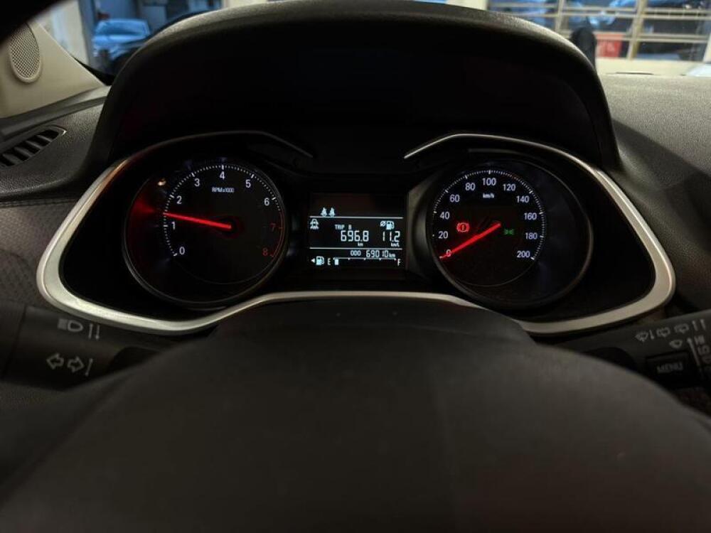 Chevrolet Onix Hatch