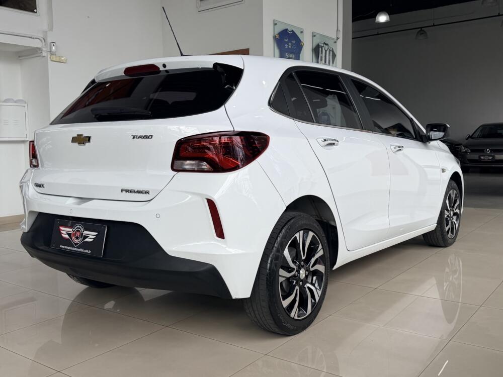 Chevrolet Onix Hatch