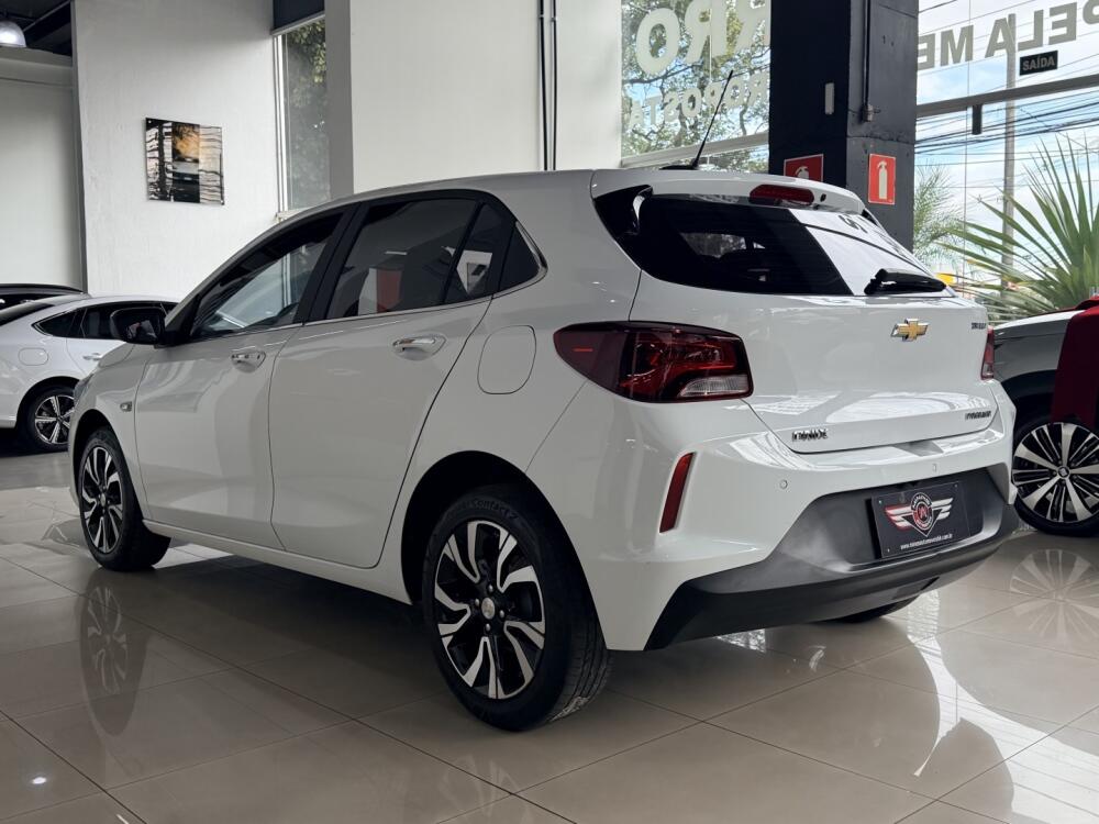 Chevrolet Onix Hatch