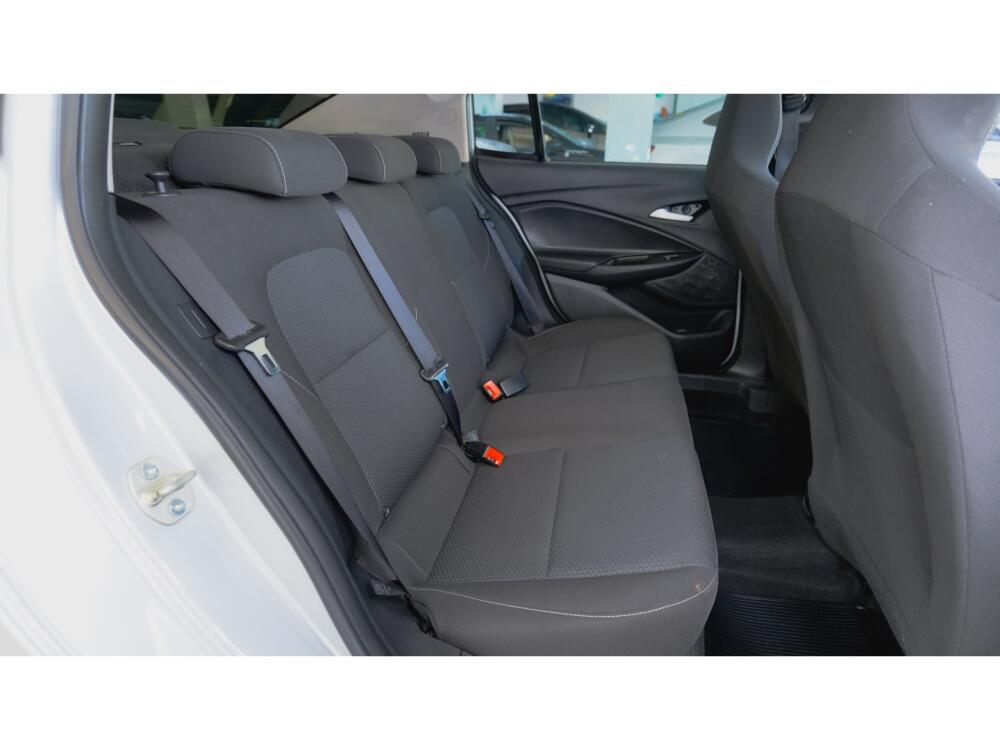 Chevrolet Onix Hatch