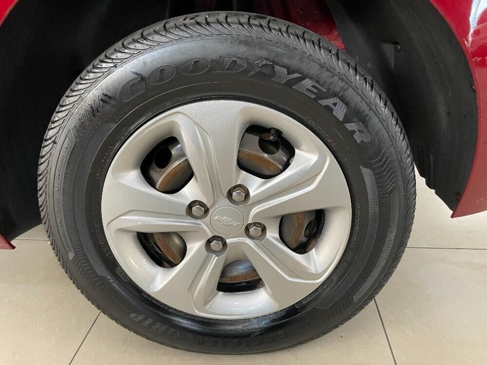 Chevrolet Onix Hatch