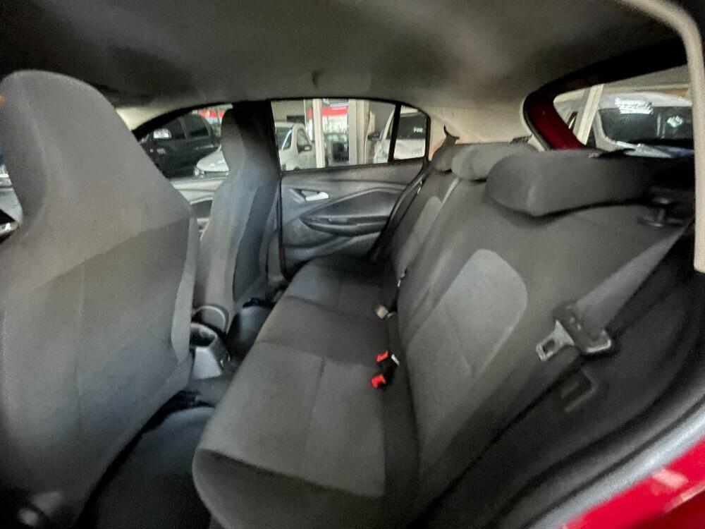 Chevrolet Onix Hatch