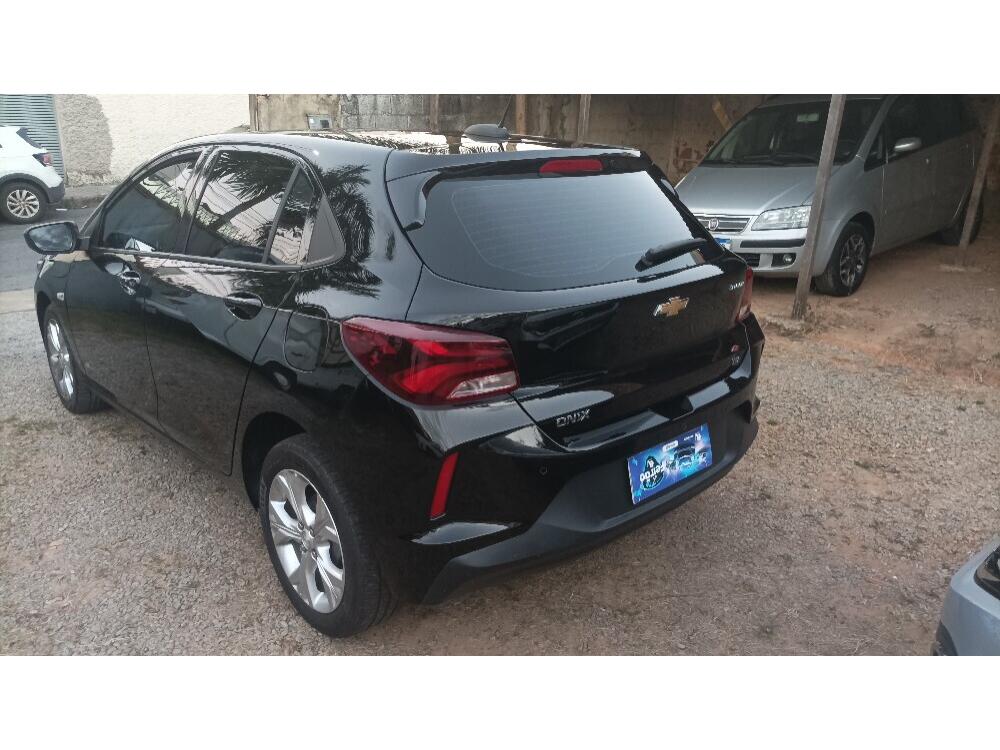 Chevrolet Onix Hatch