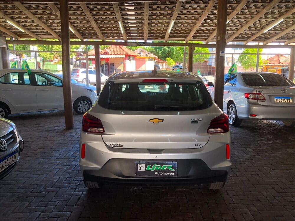 Chevrolet Onix Hatch