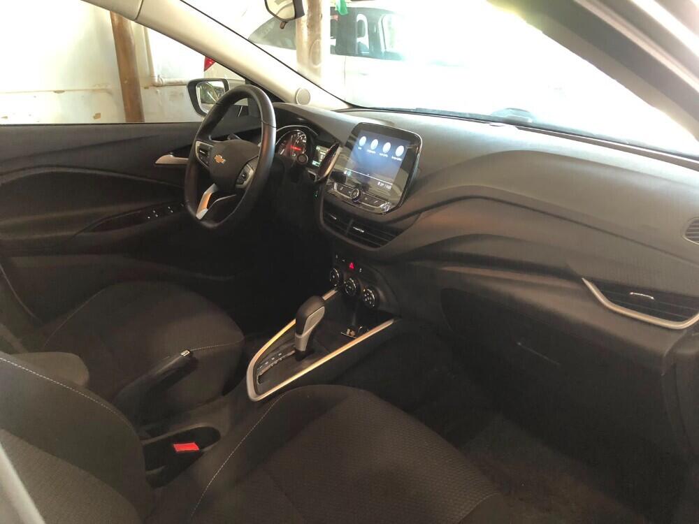 Chevrolet Onix Hatch
