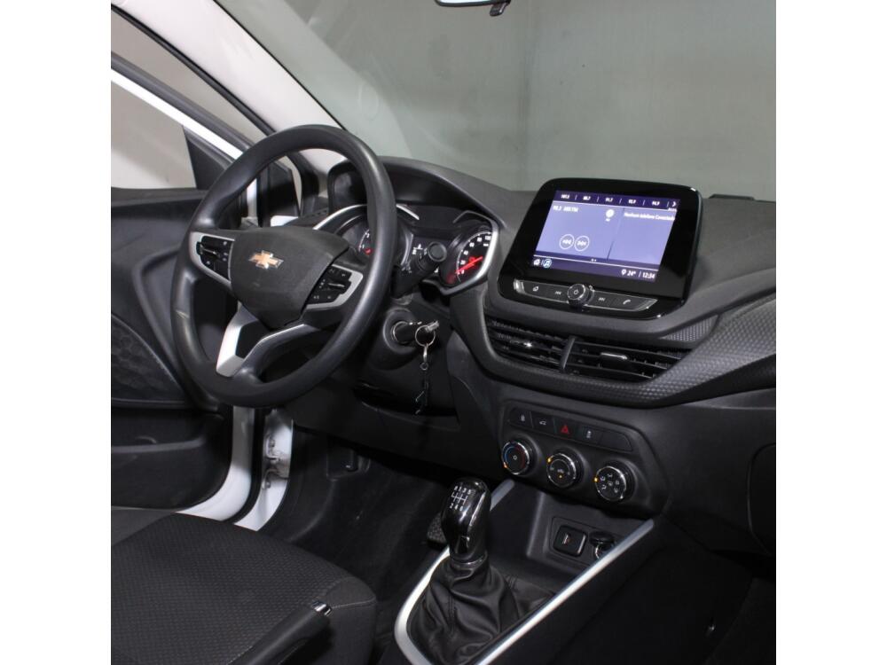 Chevrolet Onix Hatch