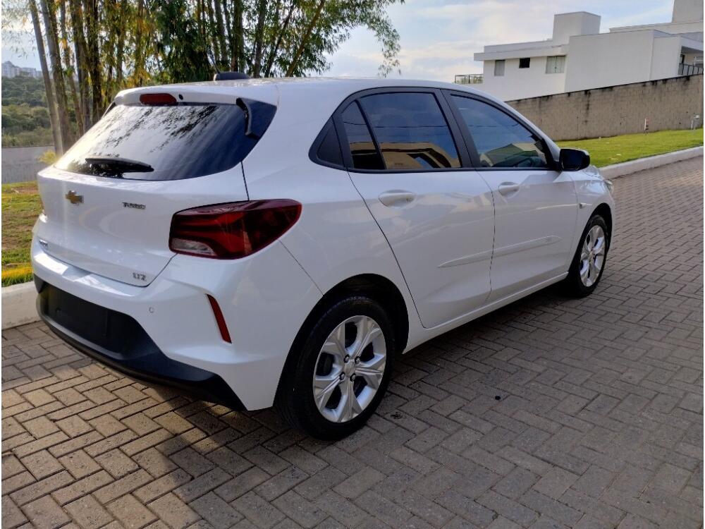 Chevrolet Onix Hatch
