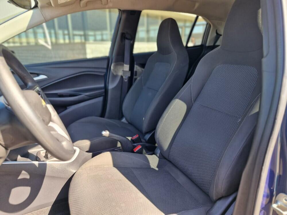 Chevrolet Onix Hatch