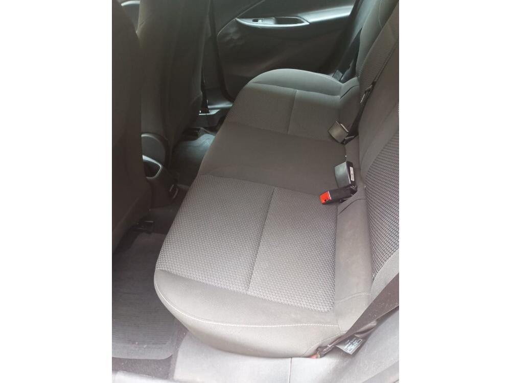 Chevrolet Onix Hatch