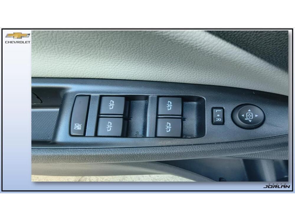 Chevrolet Onix Hatch